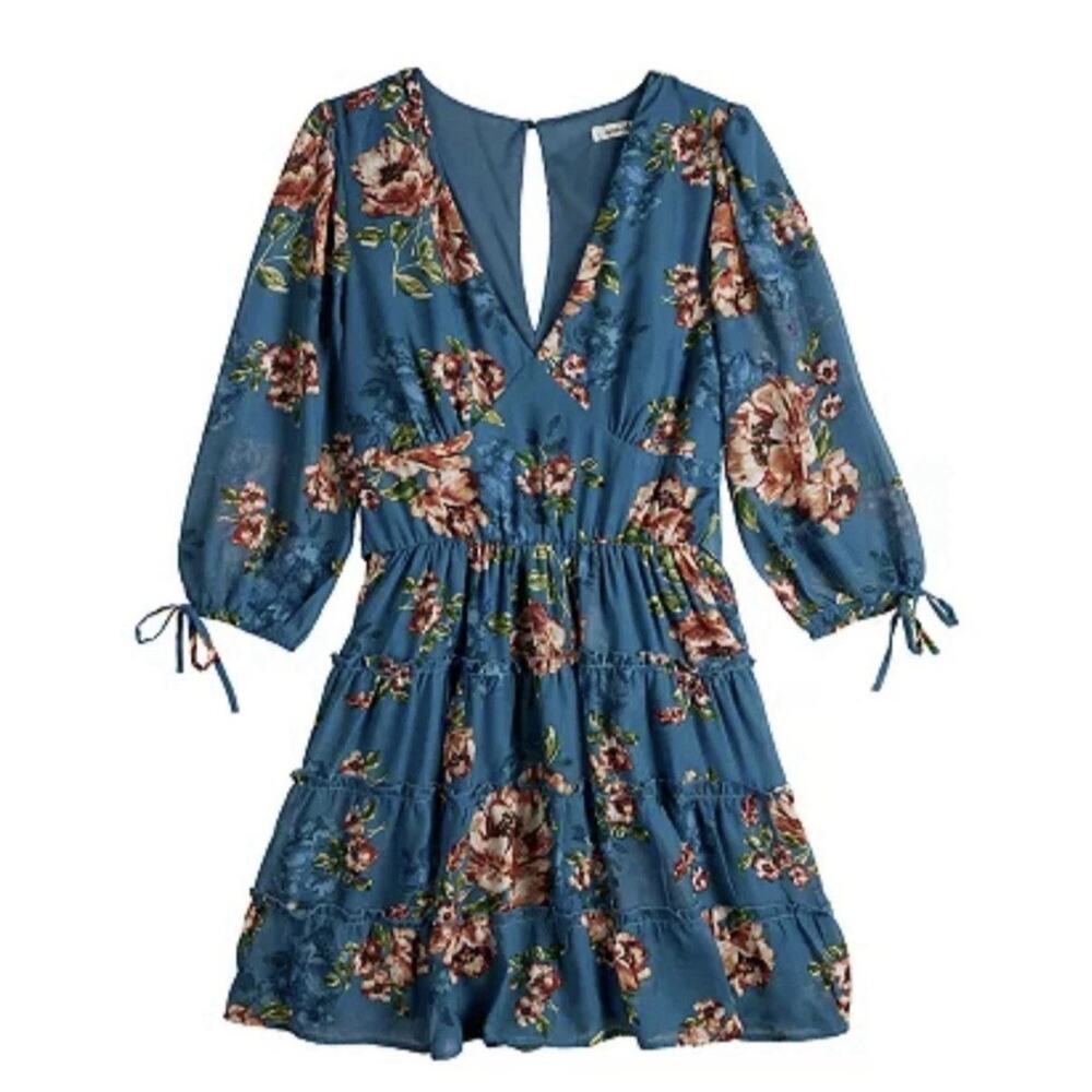 Dress Speechless Three Quarter Sleeve Skater Blue Floral Medium Juniors EUC